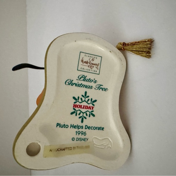 WDCC Pluto Helps Decorate 1996 Ornament - Picture 5 of 9